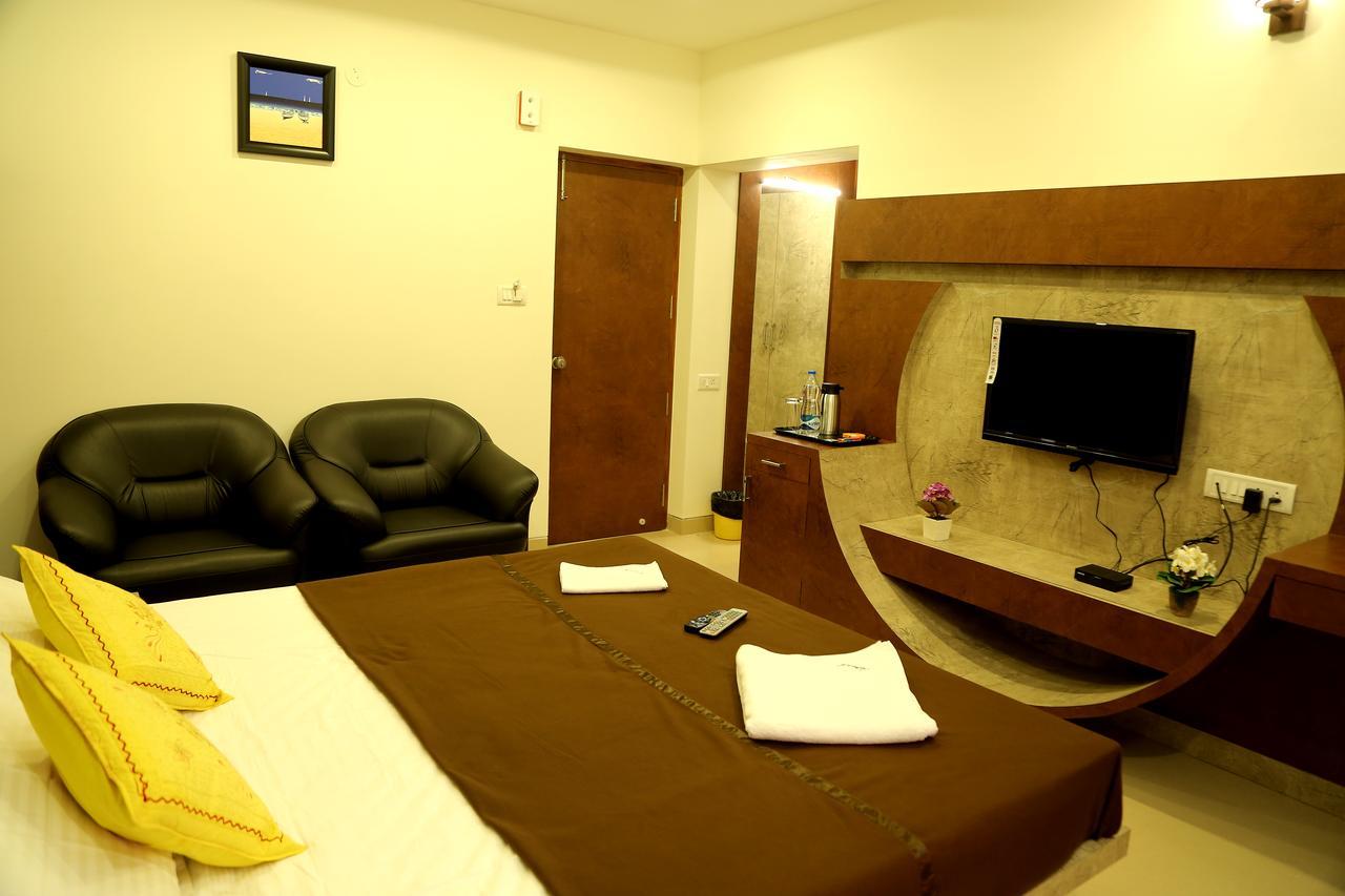 Samarth Residency Ξενοδοχείο Hospet Εξωτερικό φωτογραφία