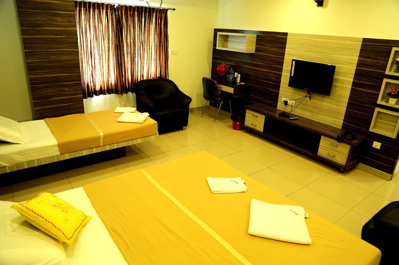 Samarth Residency Ξενοδοχείο Hospet Εξωτερικό φωτογραφία